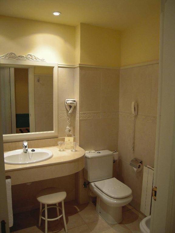 Habitación Doble Económica - 1 o 2 camas